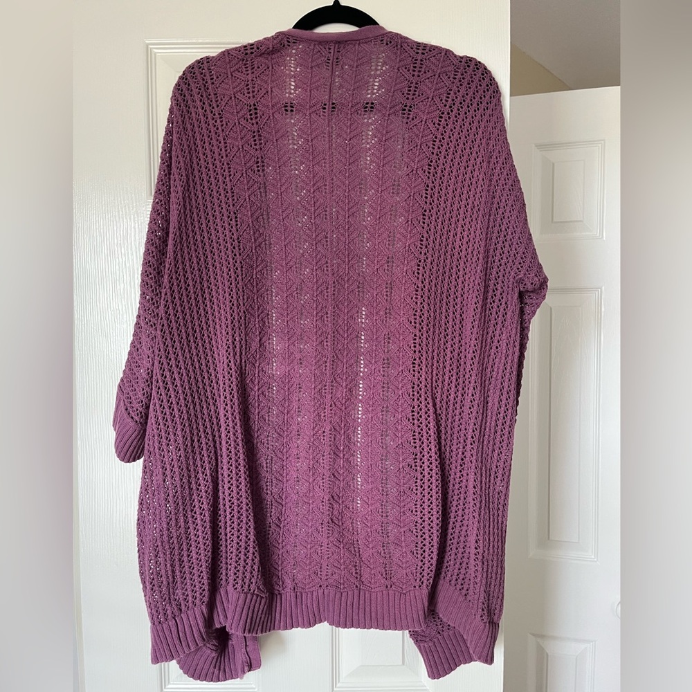 Torrid Knit 3/4 Sleeve Cardigan. Size 1 - Picture 2 of 5